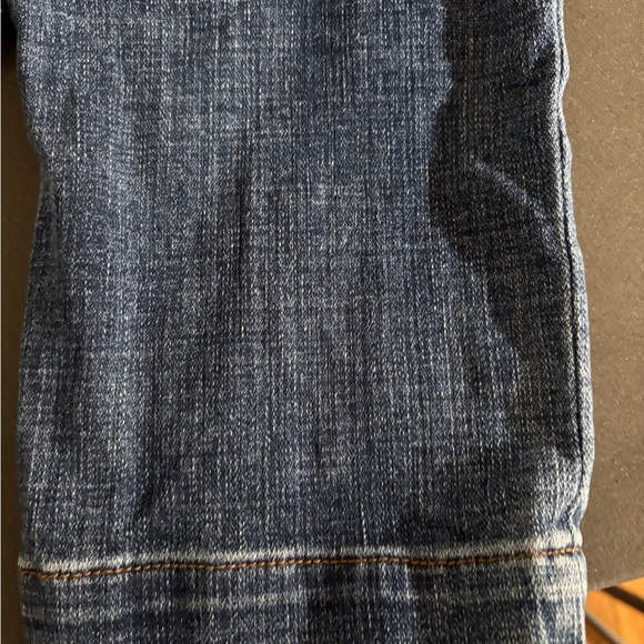 Kut gold label stevie straight with front leg seam details and slit. Size 6 - Picture 6 of 9